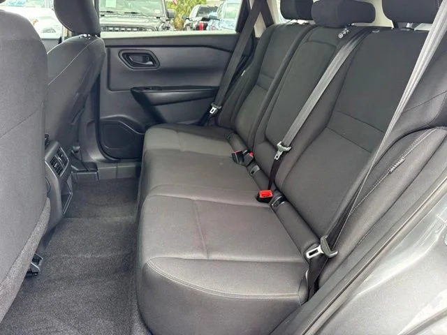 Used 2024 Gray Nissan S image 19