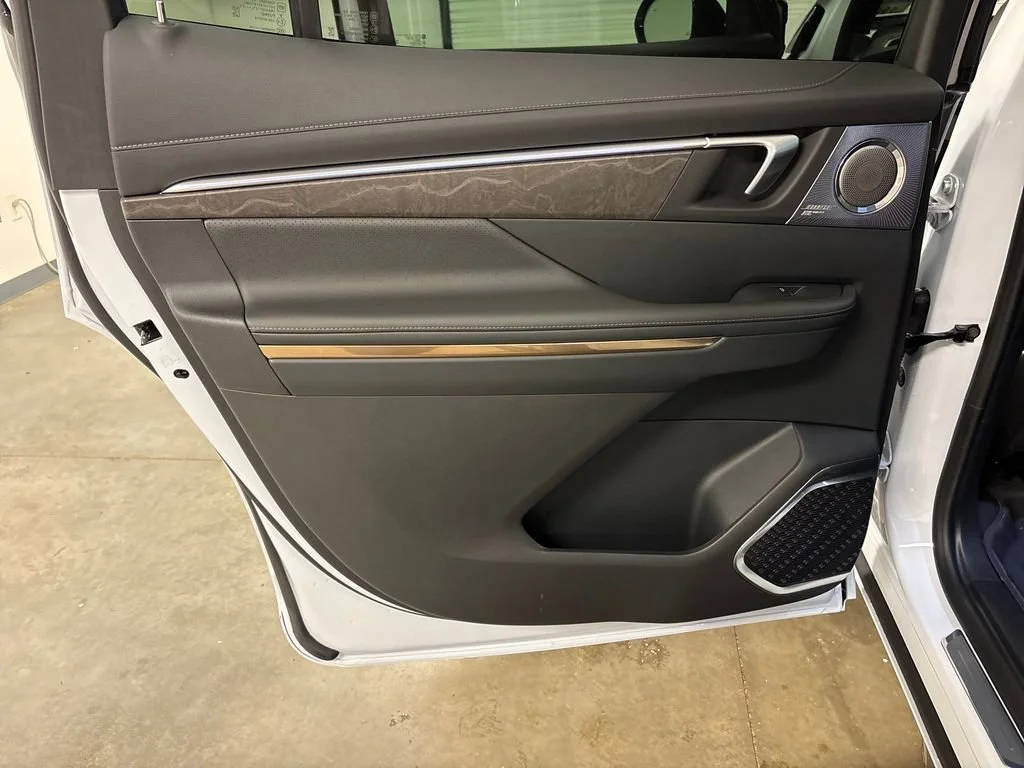 2026 Buick Enclave Avenir - Photo 28