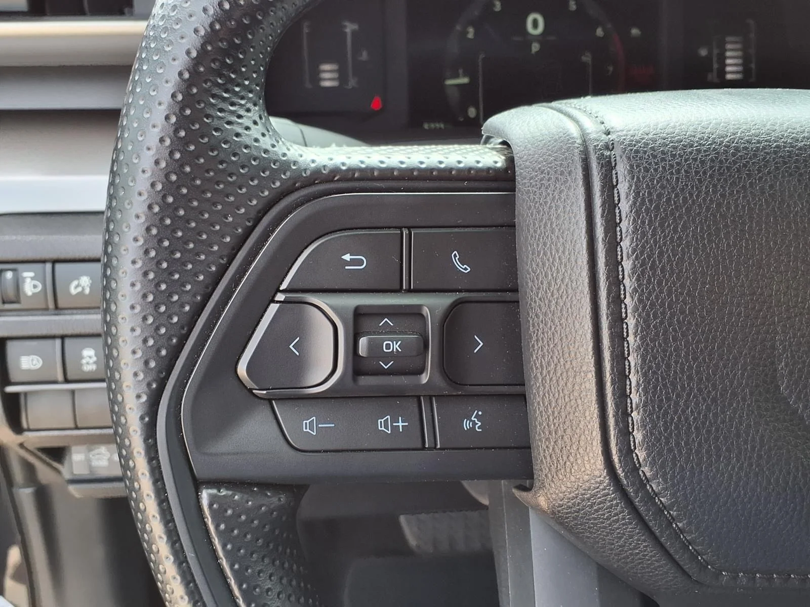 Certified Used 2026  Toyota SR5 image 22