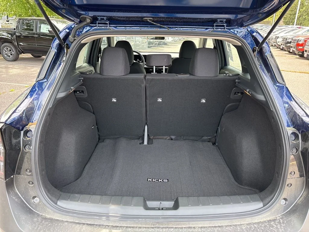 New 2026 Deep Blue Pearl Nissan S image 15