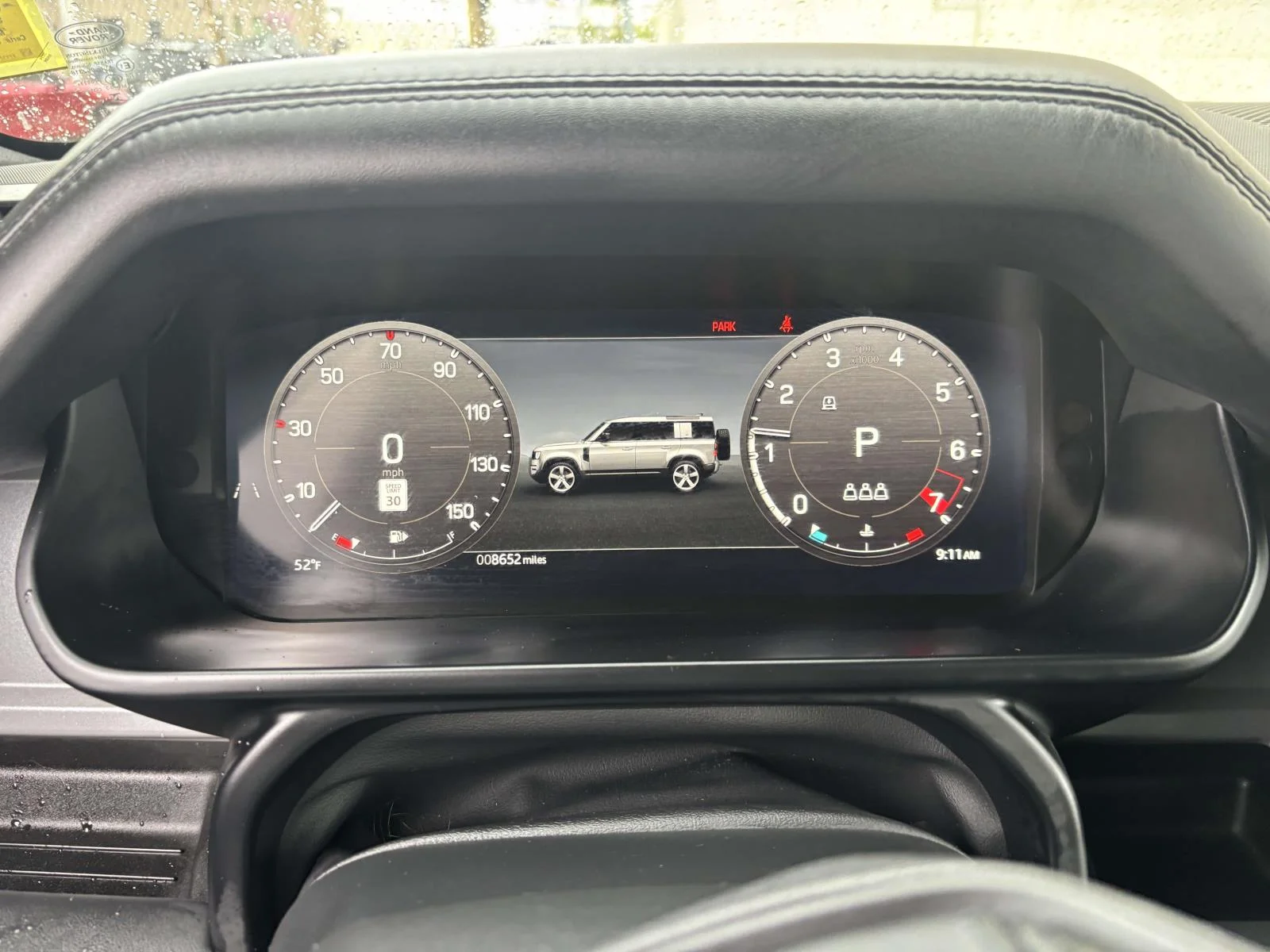 Used 2025 Gray Land Rover V8 image 31
