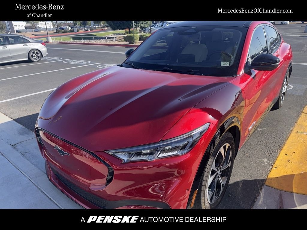 2023 Ford Mustang-Mach-e Premium's photo