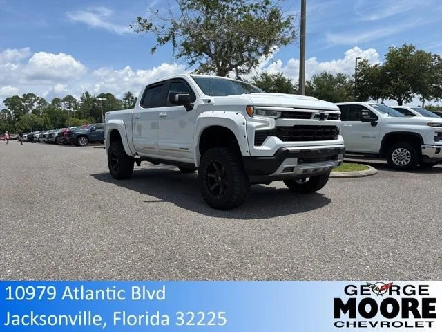 2023 Chevrolet Silverado 1500 RST 4X4 Crew Cab Short Box's photo