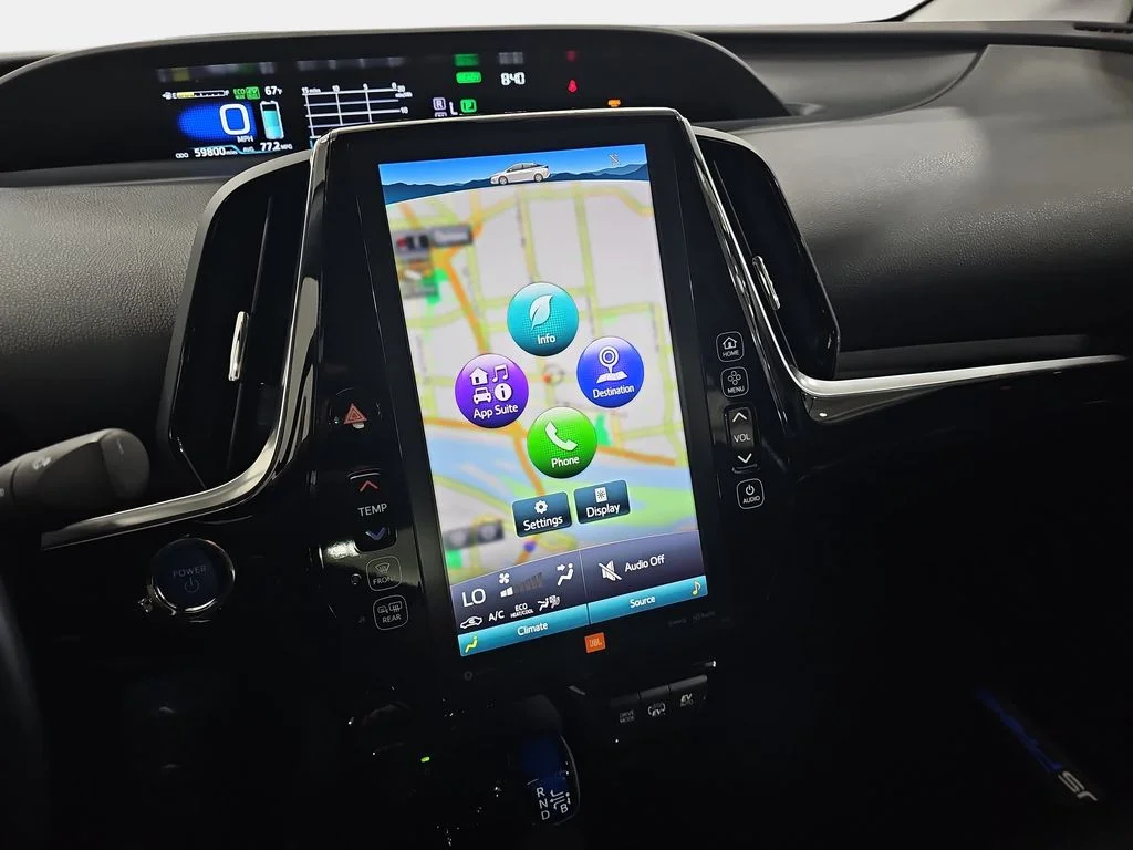 Used 2018 Gray Toyota Advanced image 22