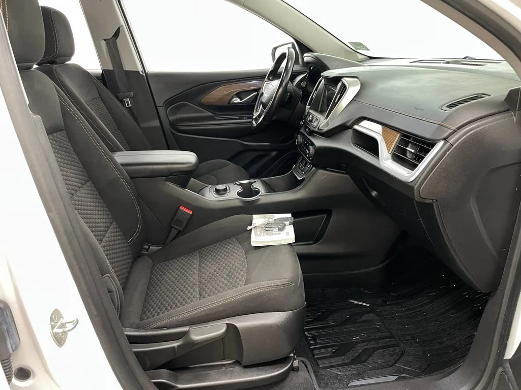 Certified Used 2019 SUMMIT WHITE GMC SLE image 33
