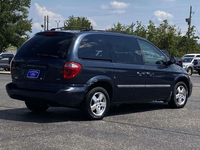 Used 2007 Blue Dodge SXT image 3