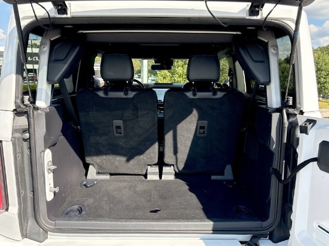 Used 2022 White Ford Wildtrak image 24