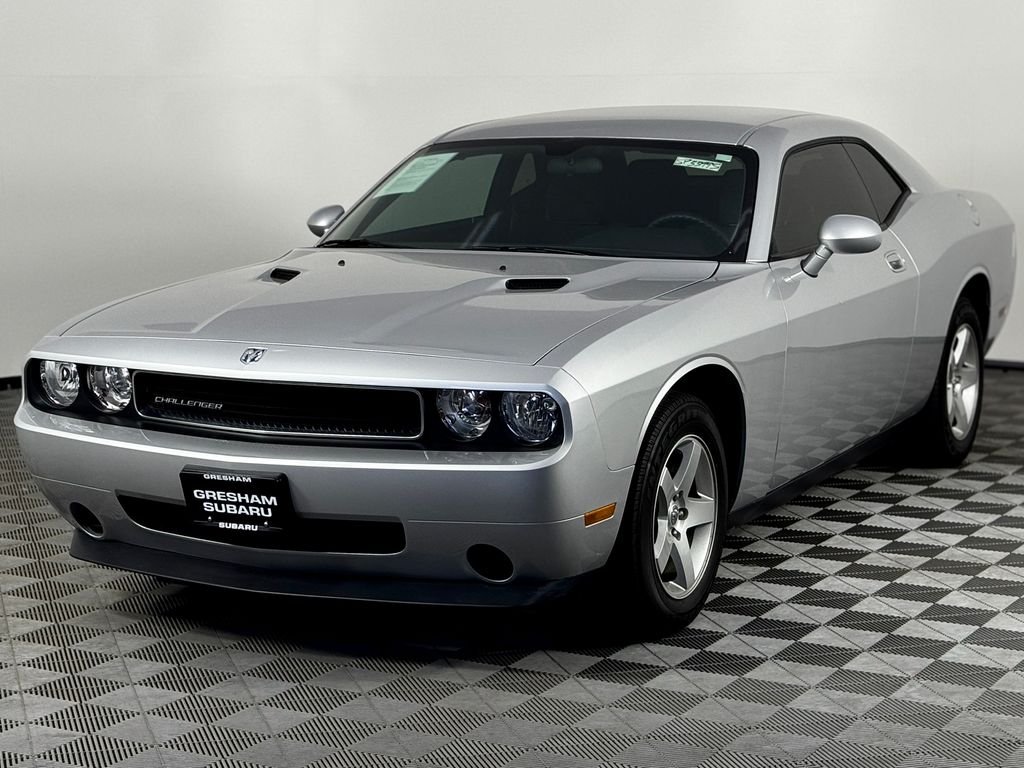 Used 2010 Bright Silver Metallic CC/Mineral Gray Met CC Dodge SE image 2