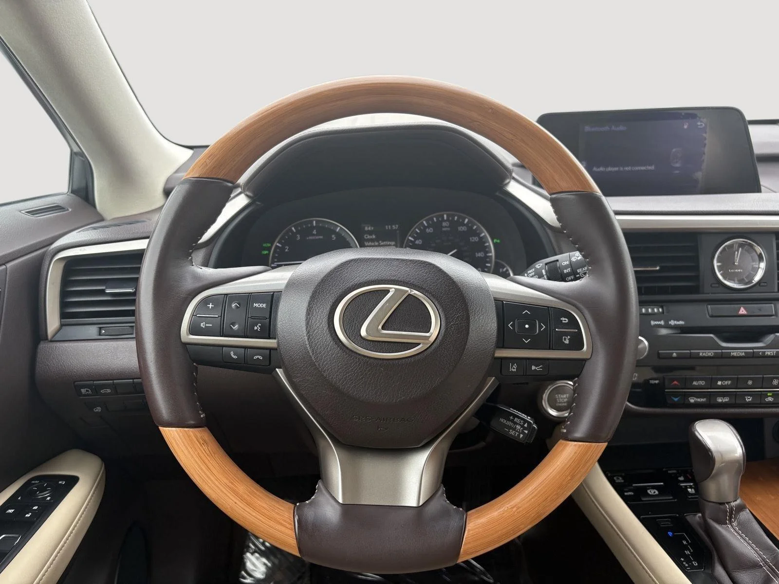 Used 2016  Lexus F Sport image 15