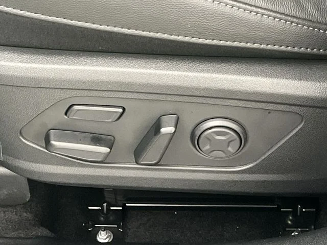 2026 Kia Sorento SX Prestige Hybrid - Photo 12