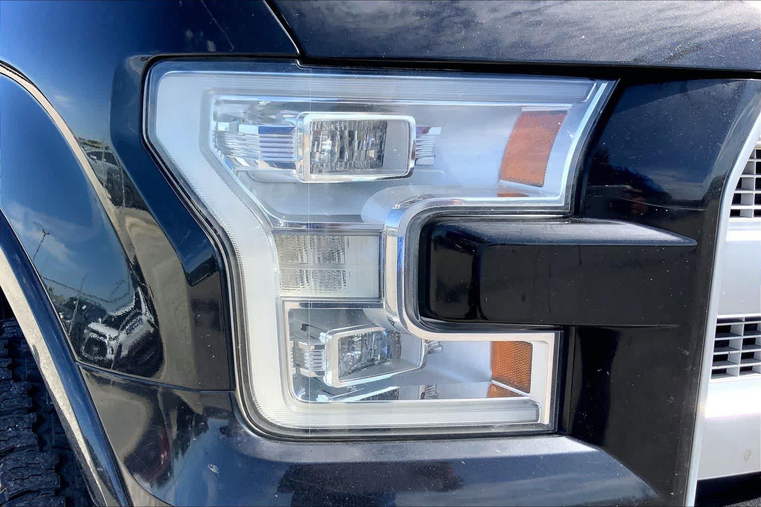 Used 2015 Tuxedo Black Metallic Ford Platinum image 27