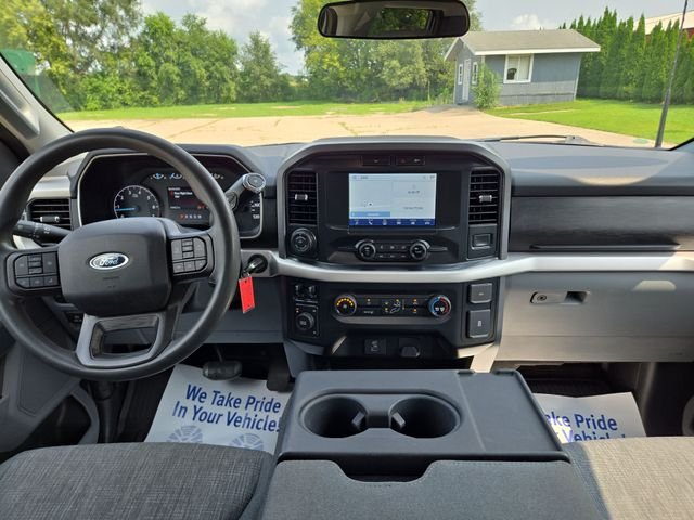 Certified Used 2022 Oxford White Ford XLT image 14