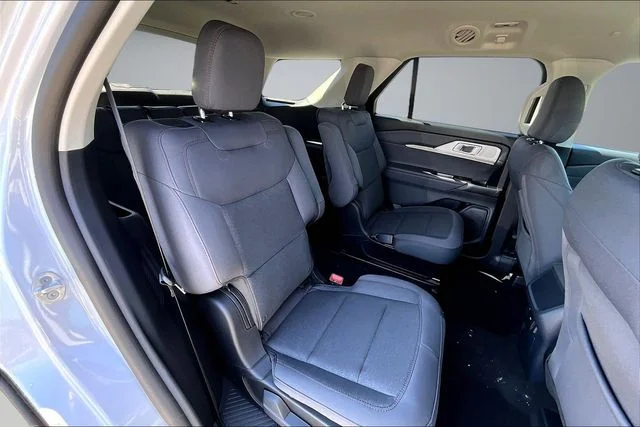 New 2026 Space White Metallic Ford Active image 10