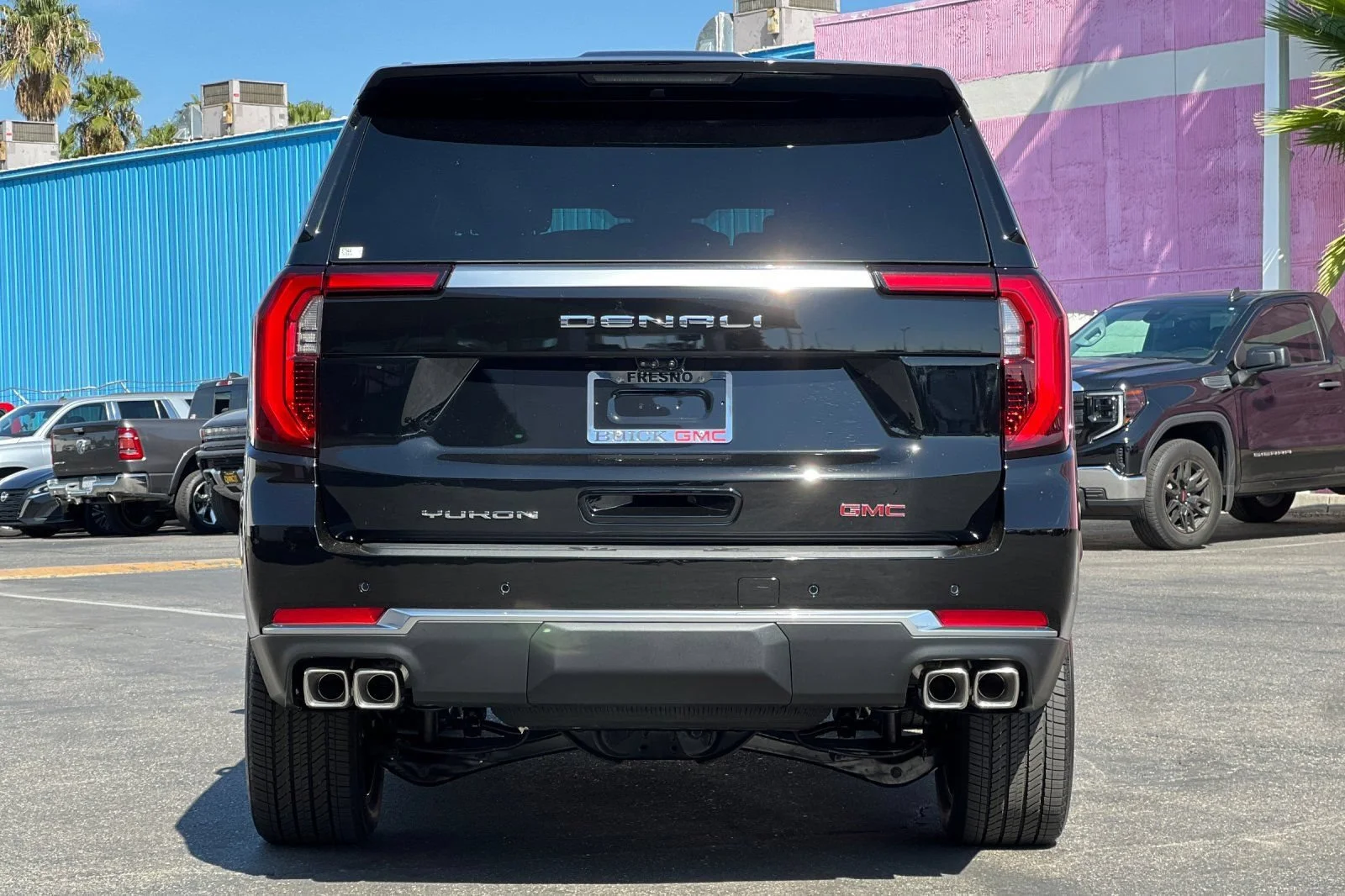 2026 GMC Yukon Denali - Photo 6