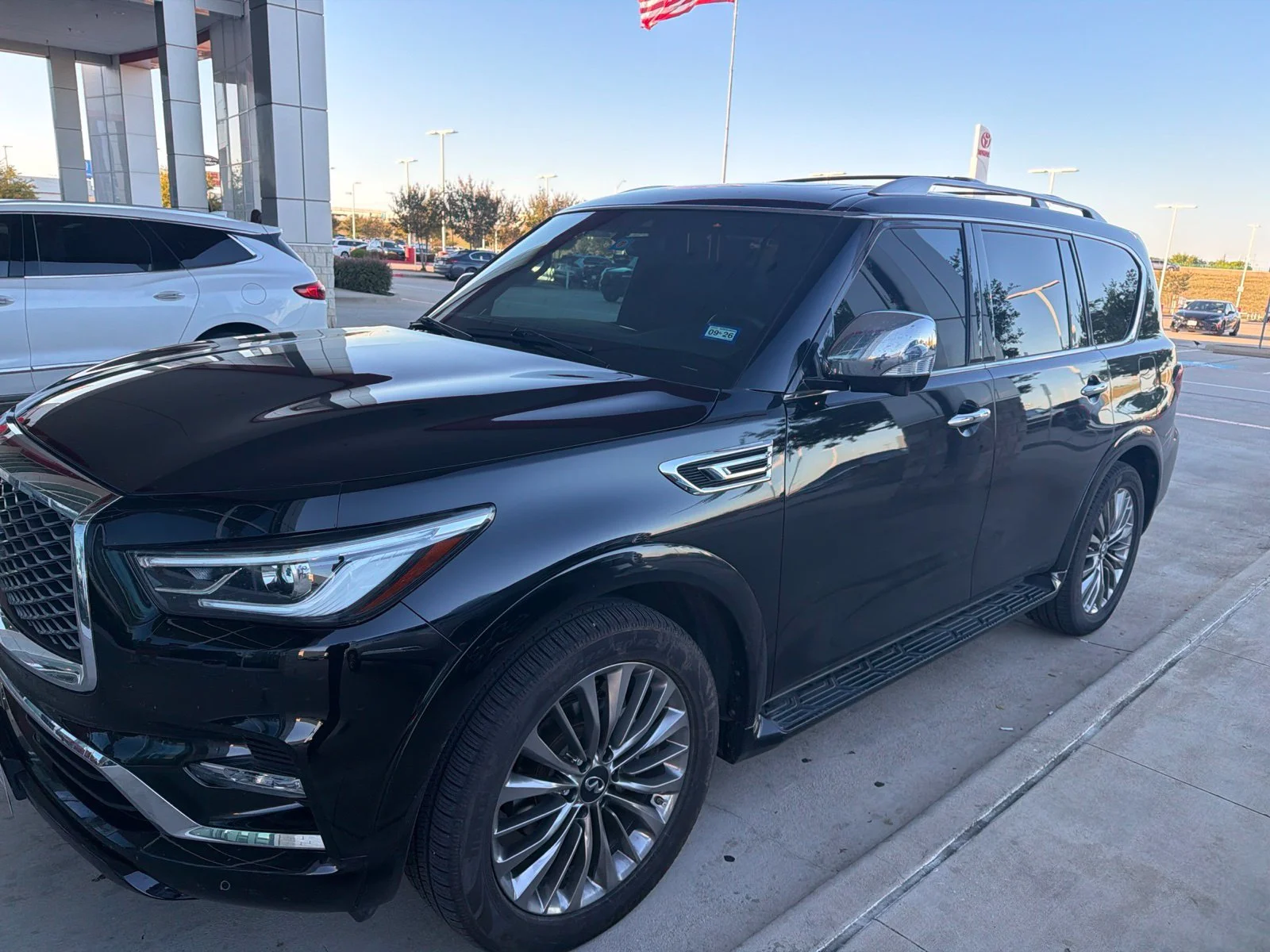 2021 INFINITI QX80