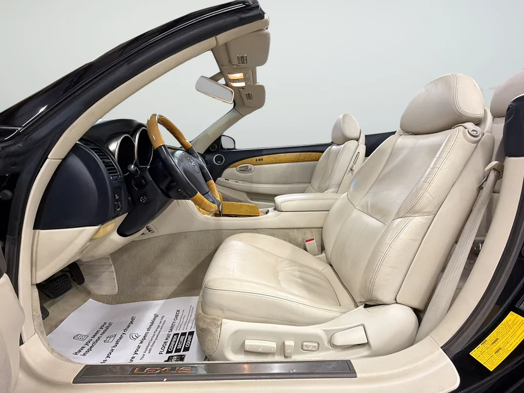 Used 2004 Black Lexus 430 image 10