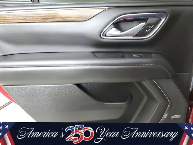 Used 2022 Red Chevrolet High Country image 10