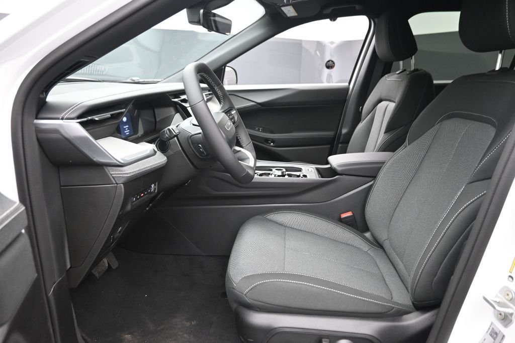 New 2026 Bright White Clearcoat Jeep Laredo image 13