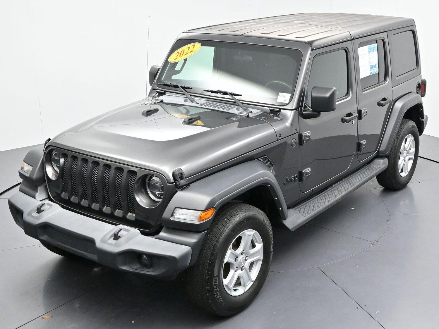 Used 2022 Granite Crystal Metallic Clearcoat Jeep Unlimited Sport S image 40