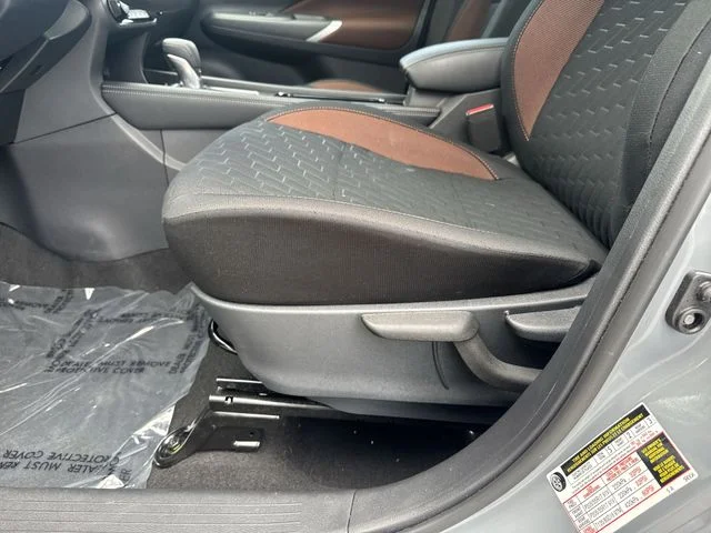 Used 2024 Gray Nissan SR image 27