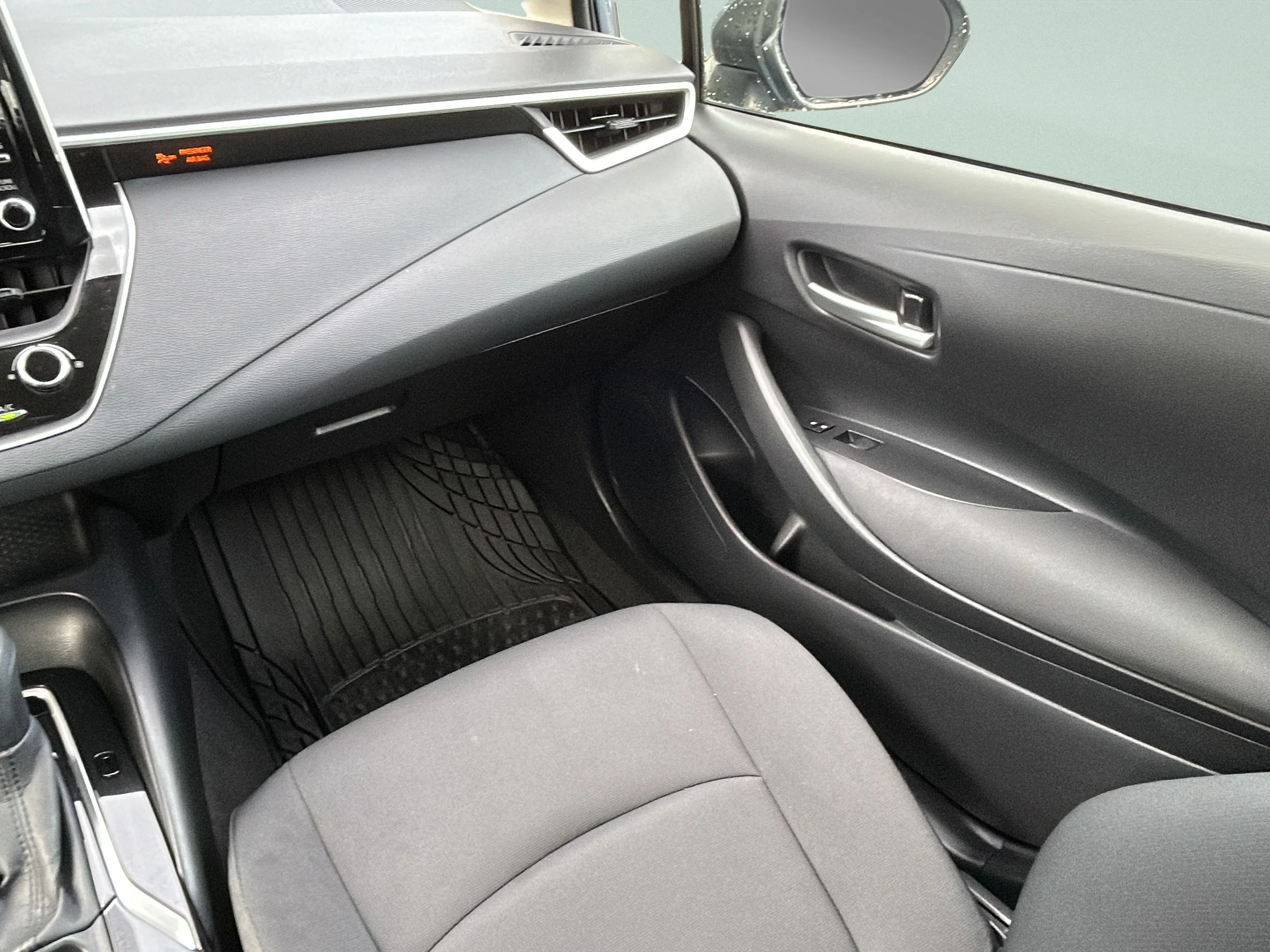 Used 2021 Celestite Toyota LE image 13