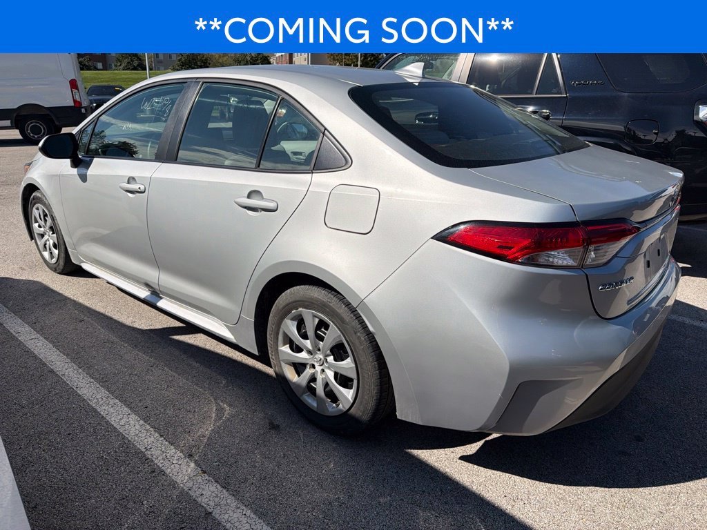 Used 2025 Silver Toyota LE image 5