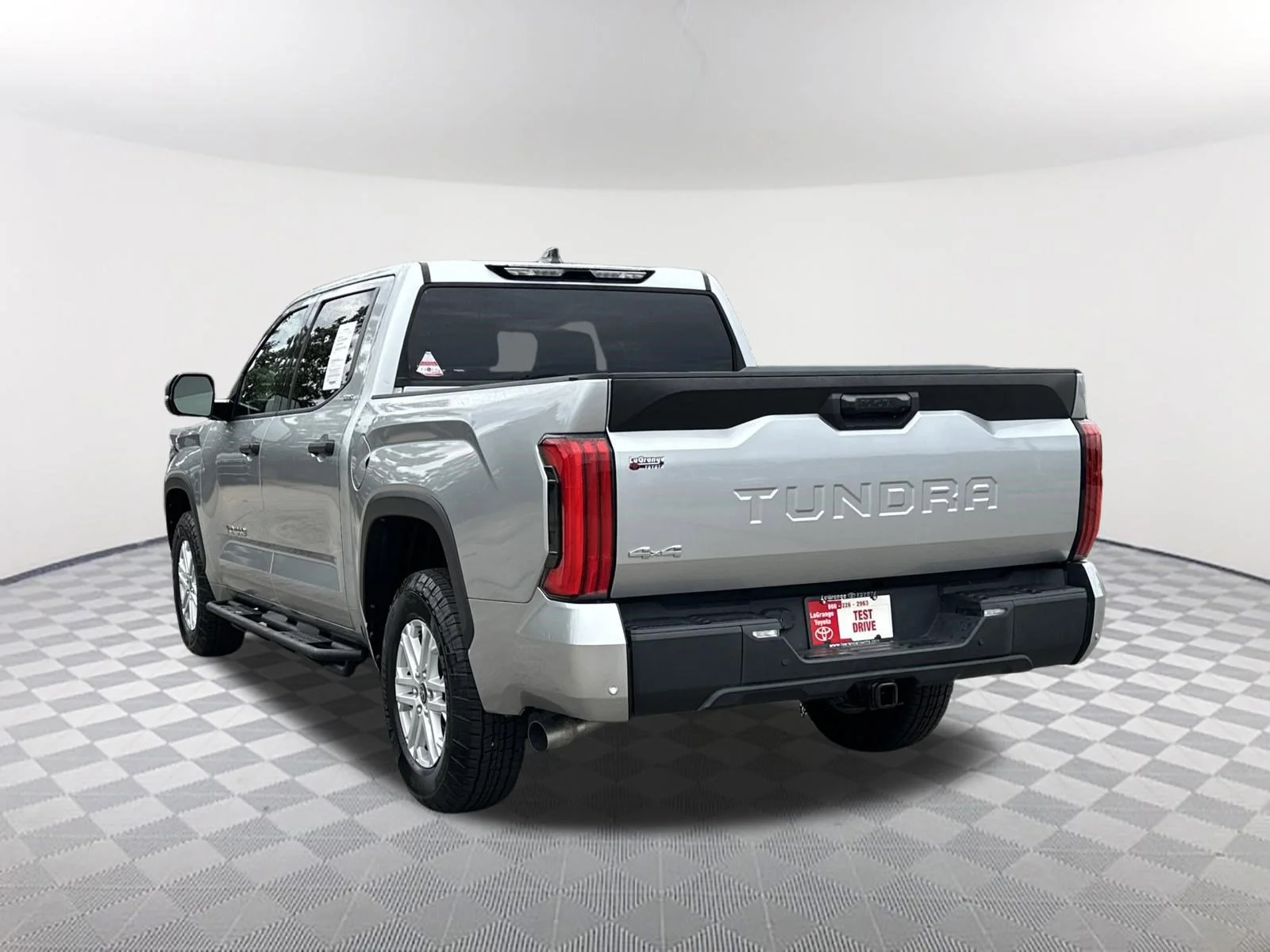 2023 Toyota Tundra SR5 - Photo 7