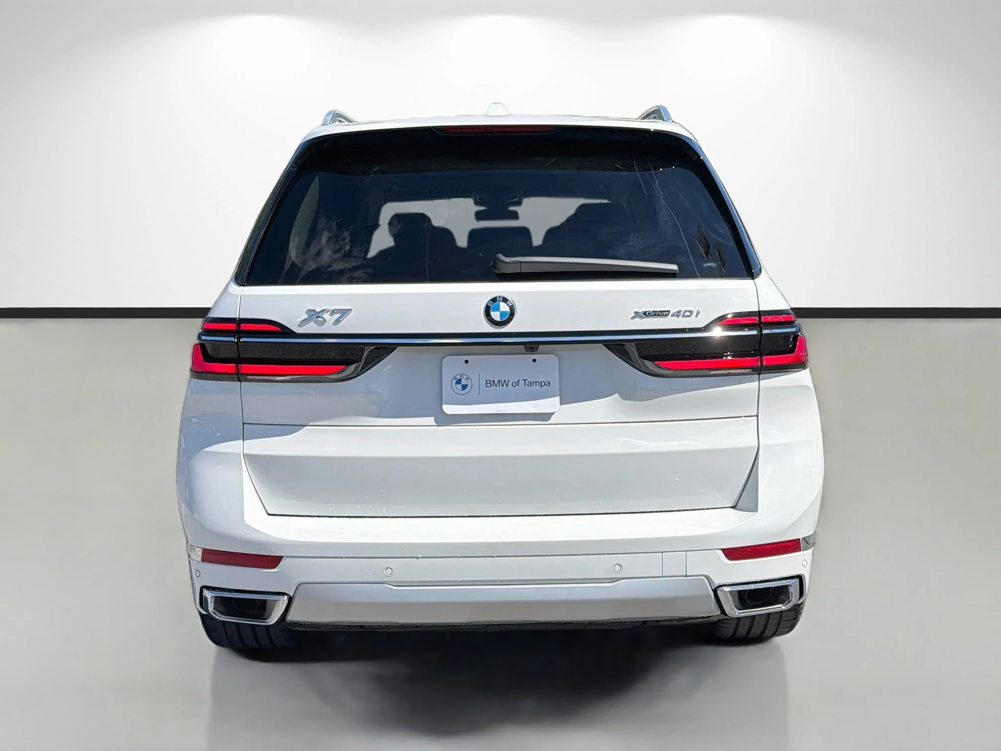 New 2027 Alpine White BMW xDrive40i image 4