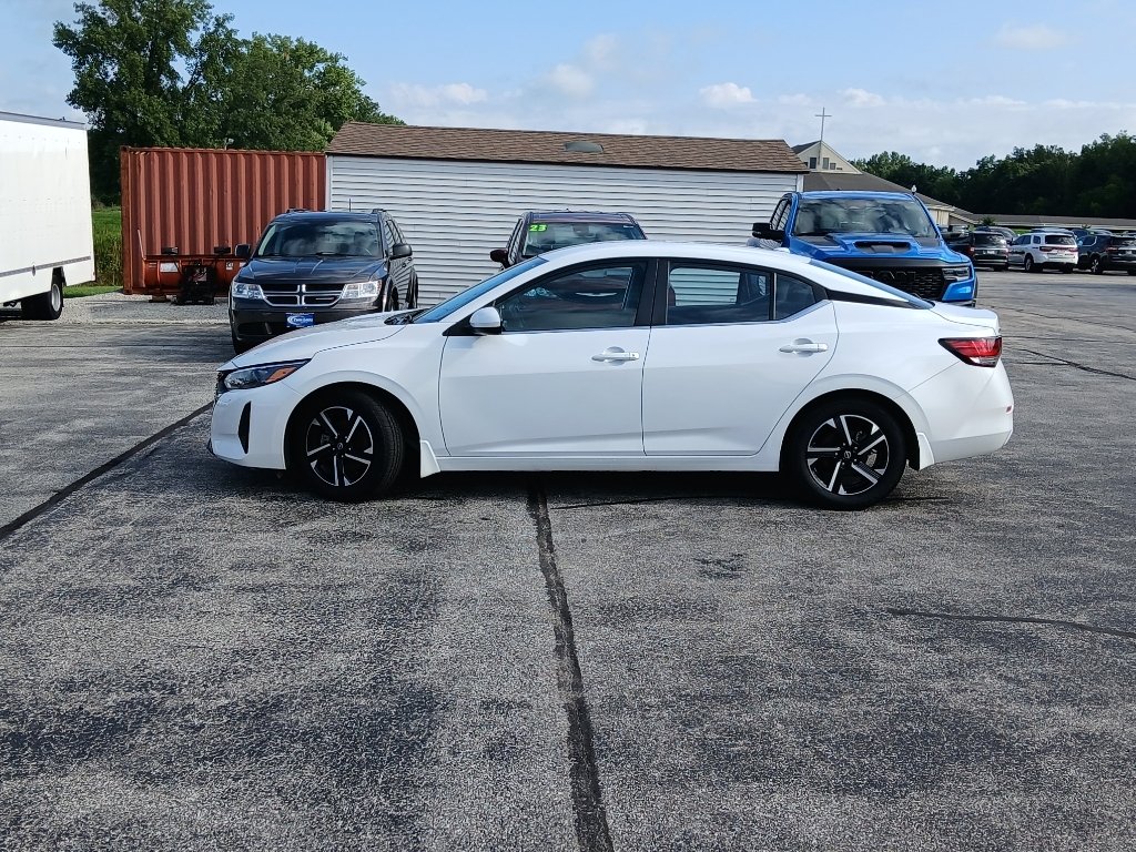 Used 2024 Nissan Sentra SV with VIN 3N1AB8CV3RY269636 for sale in Monticello, IN