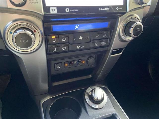 Certified Used 2022 BLIZZARD PEARL Toyota  image 26