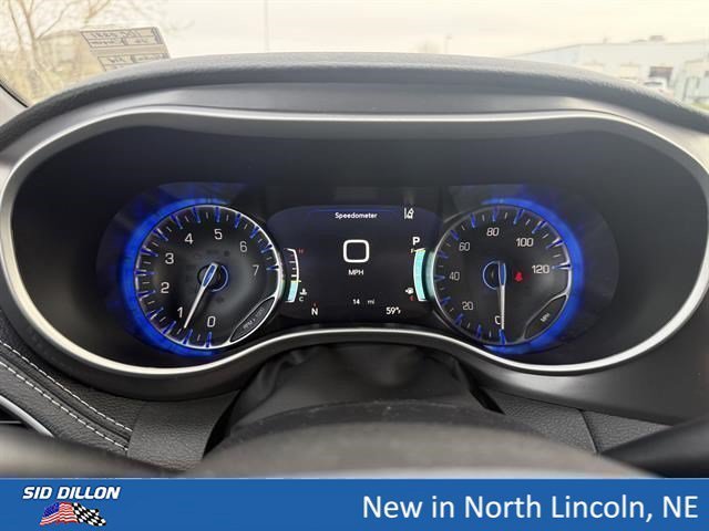New 2026 Red Hot Pearl-Coat Exterior Paint Chrysler Select image 9