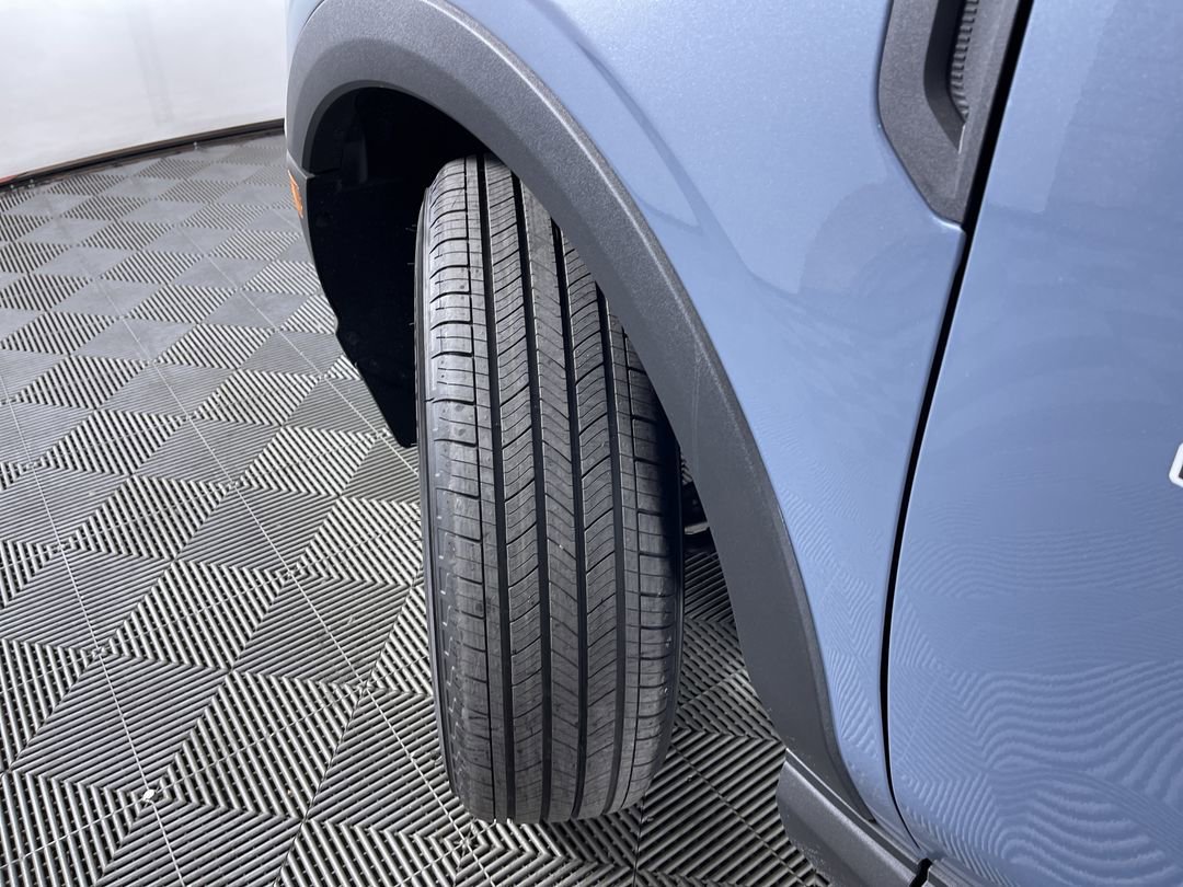 New 2026 Azure Gray Metallic Tri-Coat Ford Outer Banks image 28