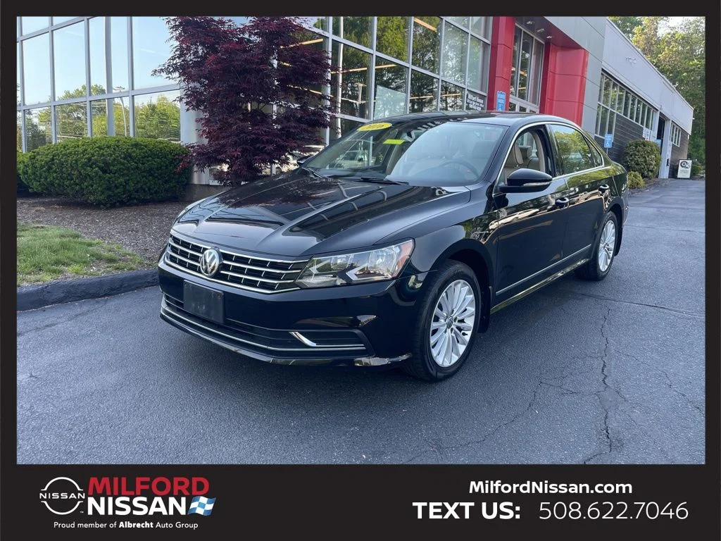 2016 Volkswagen Passat 1.8T SE w/ Techonology Auto PZEV's photo