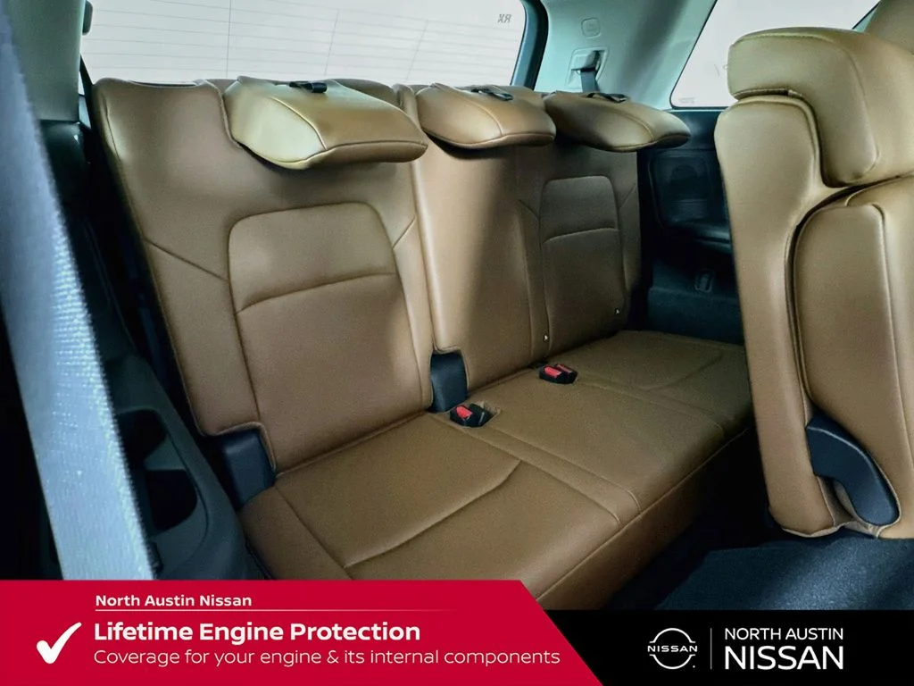 New 2026 White Nissan Platinum image 35
