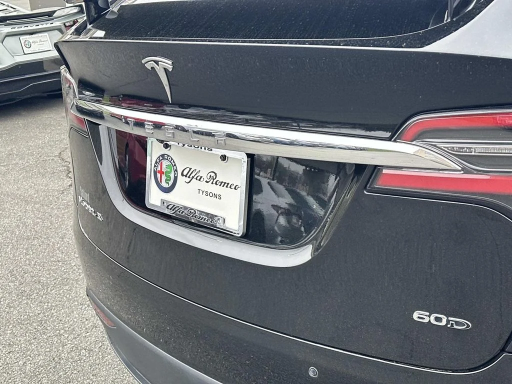 Used 2016 Black Tesla 60D image 11