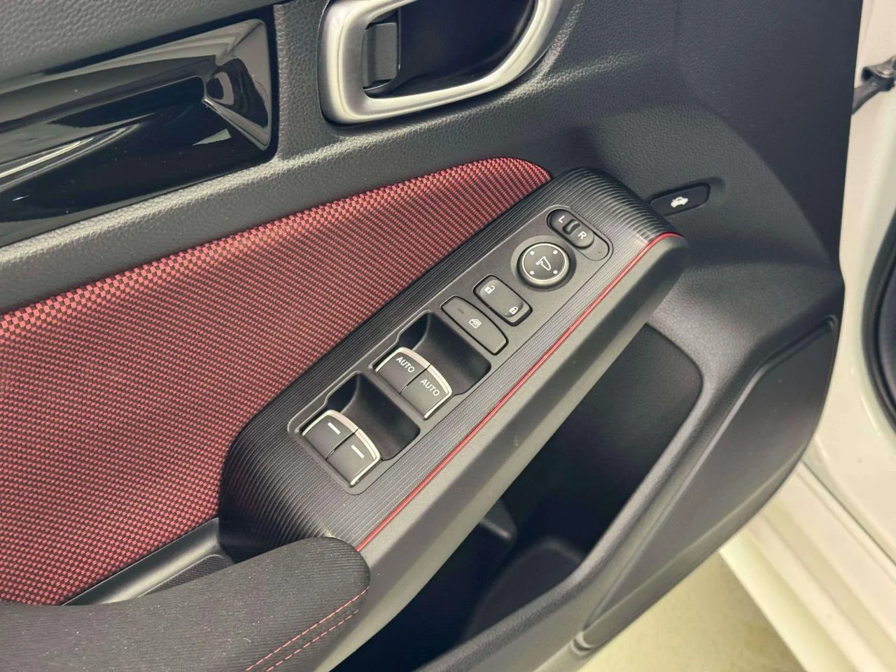2024 Honda Civic Si - Photo 21