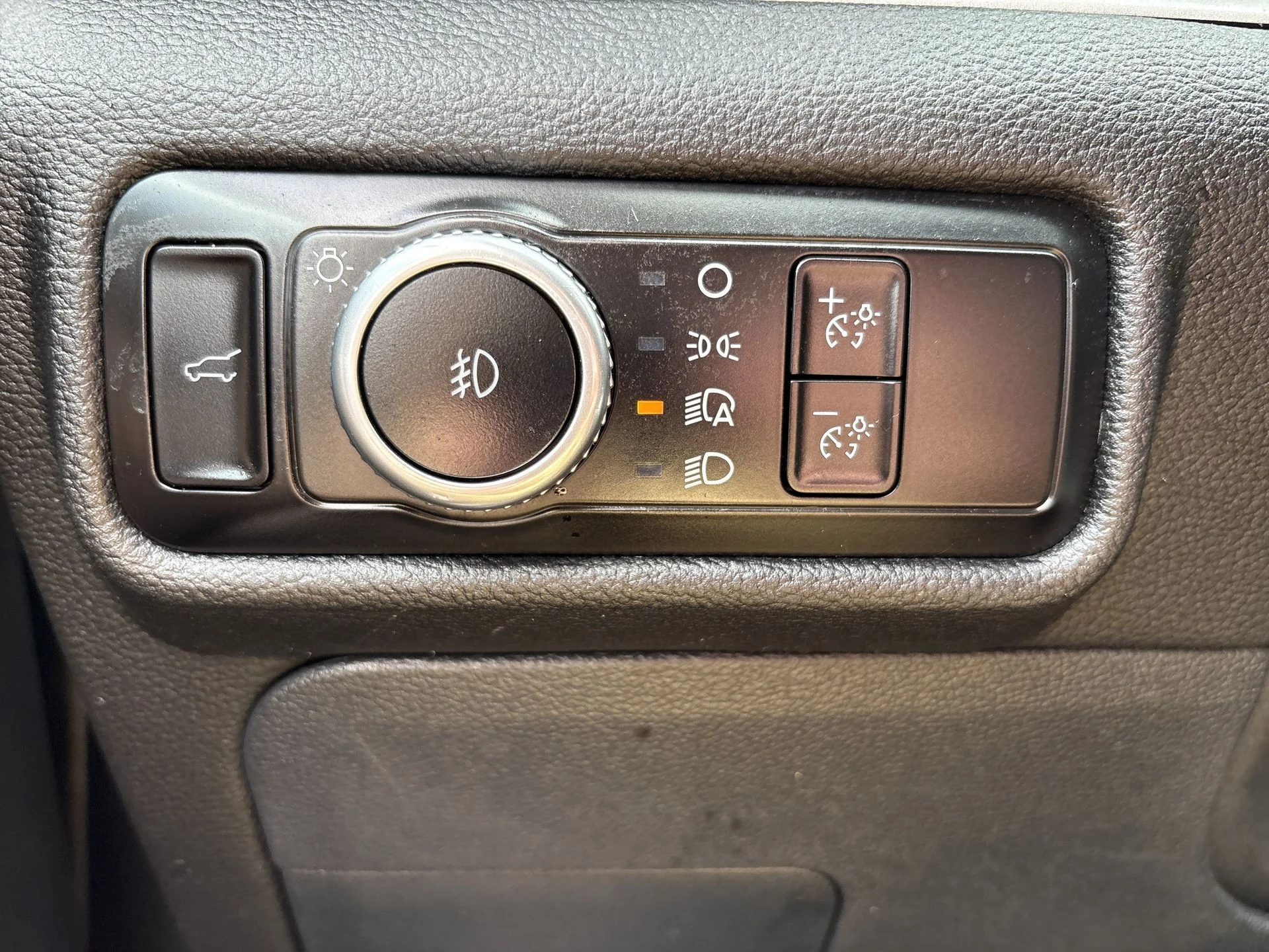 Certified Used 2023 Silver Metallic Ford XLT image 17