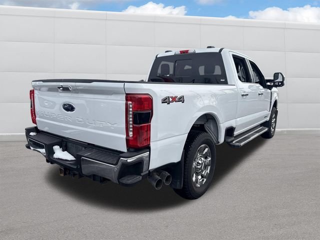 Certified Used 2023 Oxford White Ford Lariat image 5