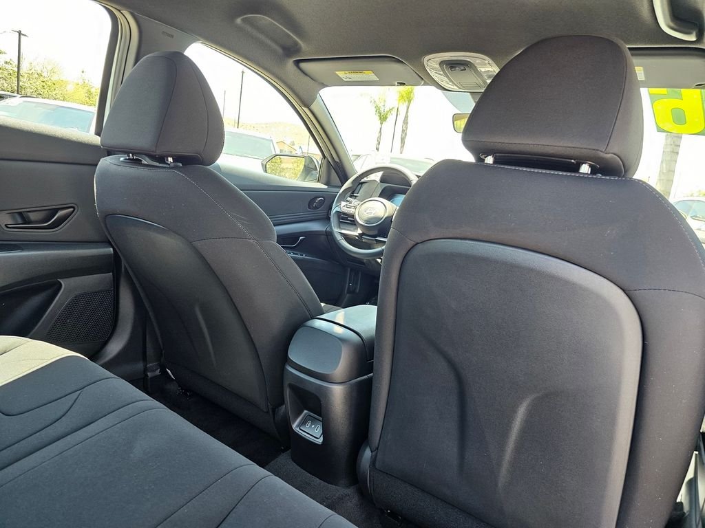 2026 Hyundai Elantra SEL Sport - Photo 16
