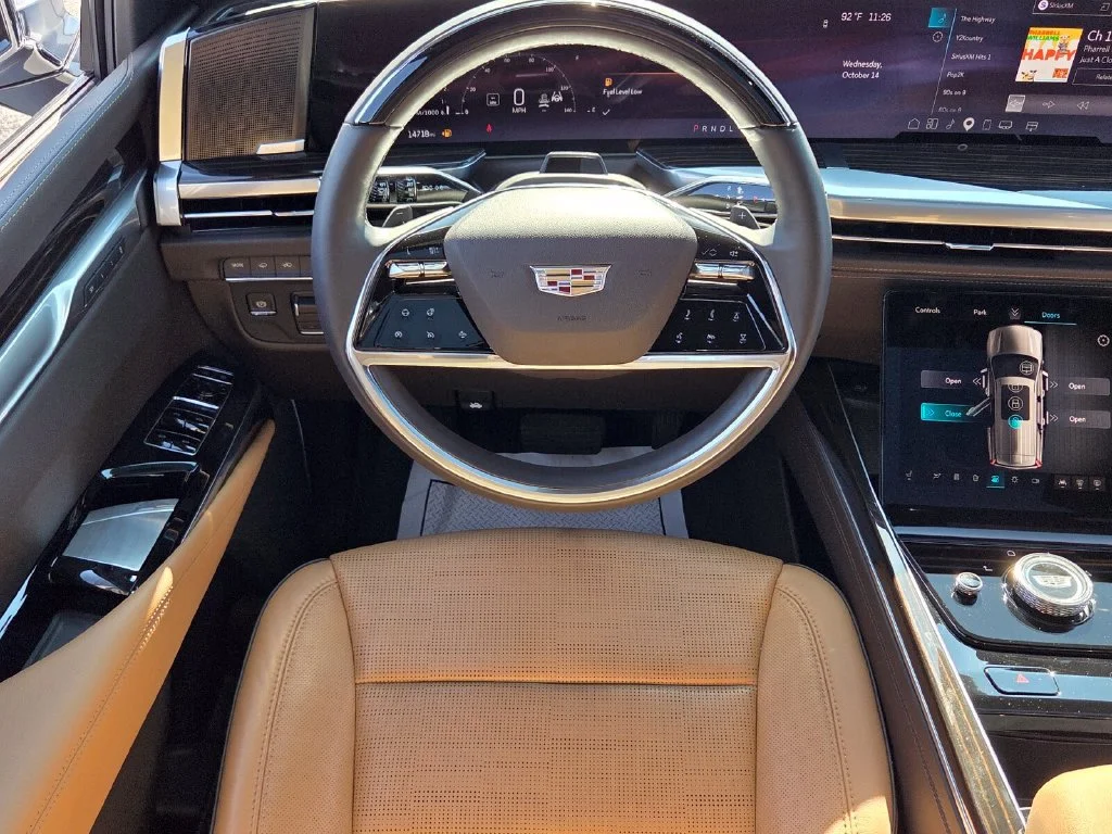 Used 2026 Vibrant White Tricoat Cadillac Luxury image 8