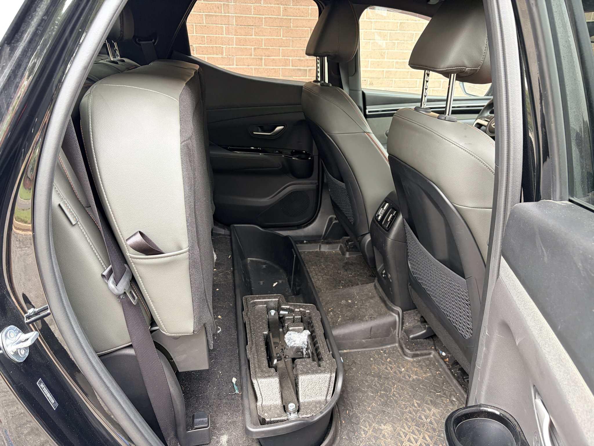 Used 2024 Phantom Black Hyundai Limited image 20