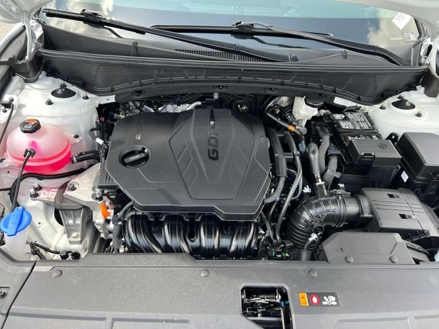 Used 2026 White Hyundai SEL image 25