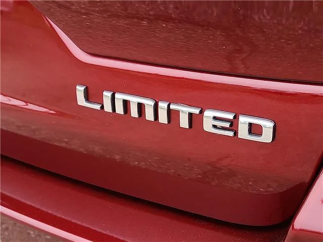 Used 2023 Red Jeep Limited 4x4 image 9