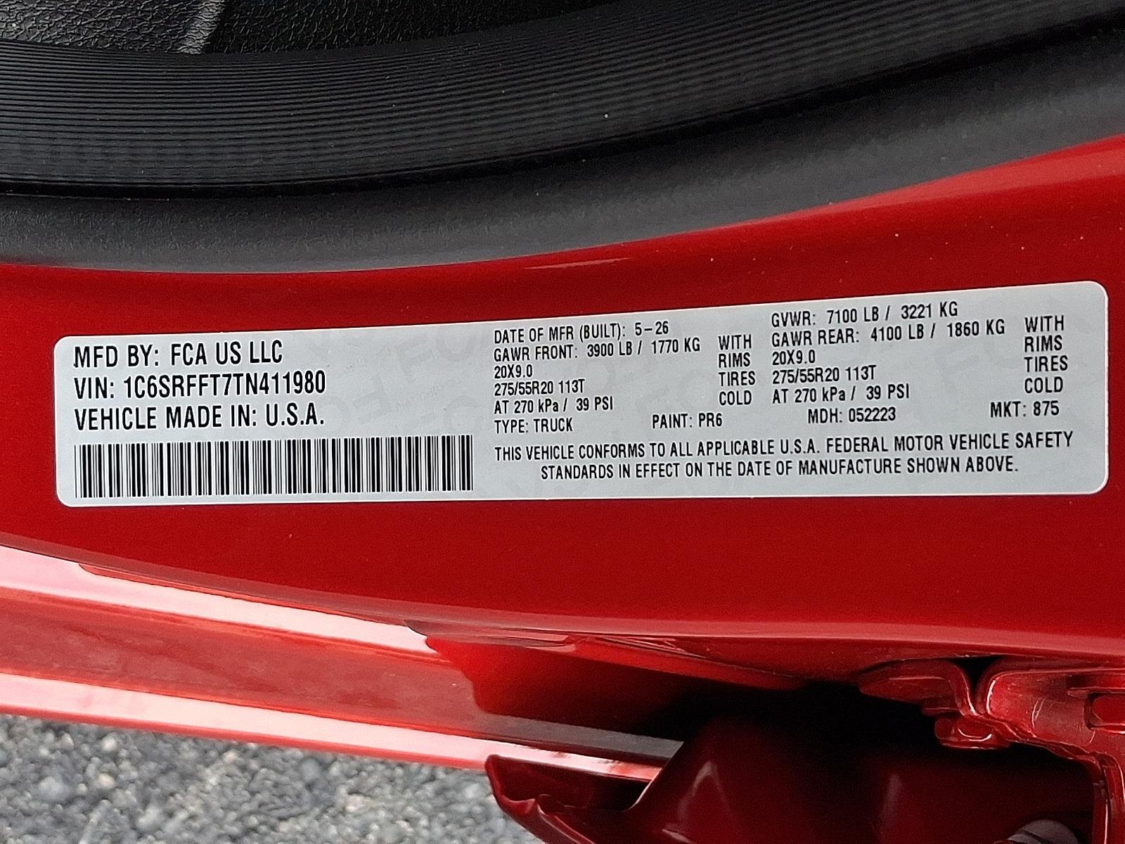 New 2026 Molten Red Pearl-Coat Exterior Paint RAM Big Horn image 17