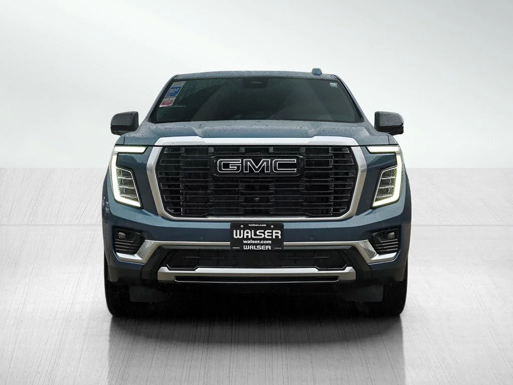 2026 GMC Yukon XL Denali - Photo 2