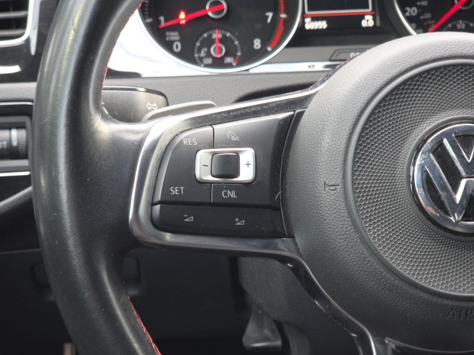 Used 2018 Night Blue Metallic Volkswagen S image 27