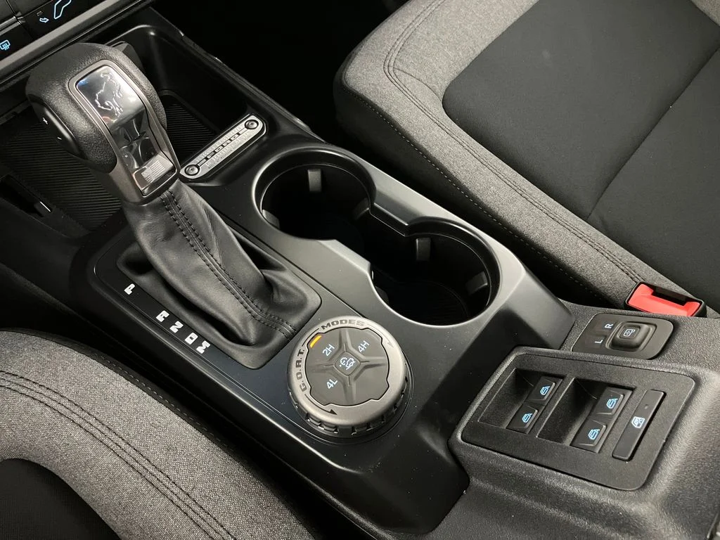 2025 Ford Bronco 4-Door Base - Photo 26