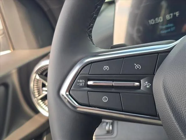 2027 Chevrolet Equinox LT - Photo 22