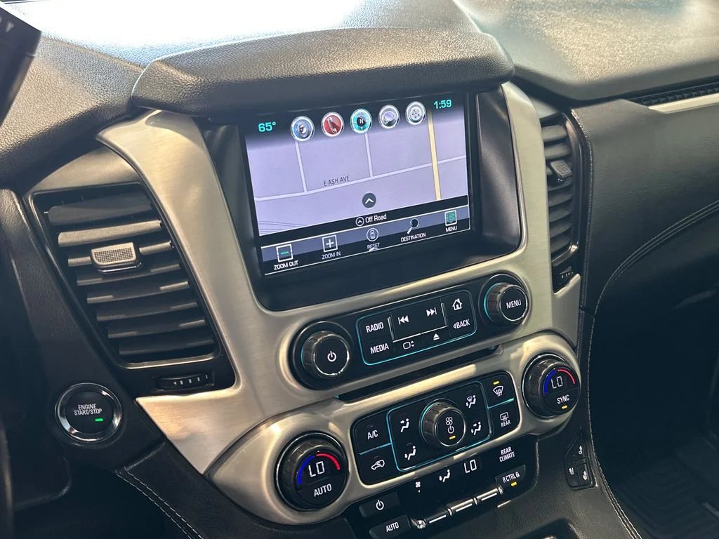 Used 2018 White GMC SLT image 23
