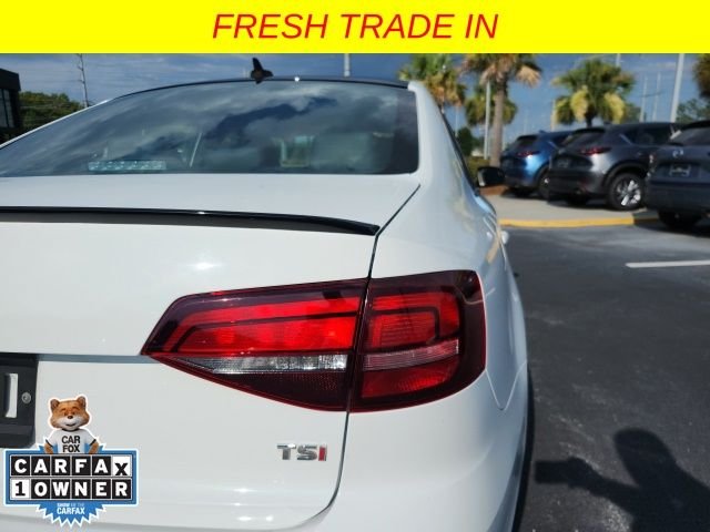 Used 2018 White Volkswagen 1.8T SE Sport image 25